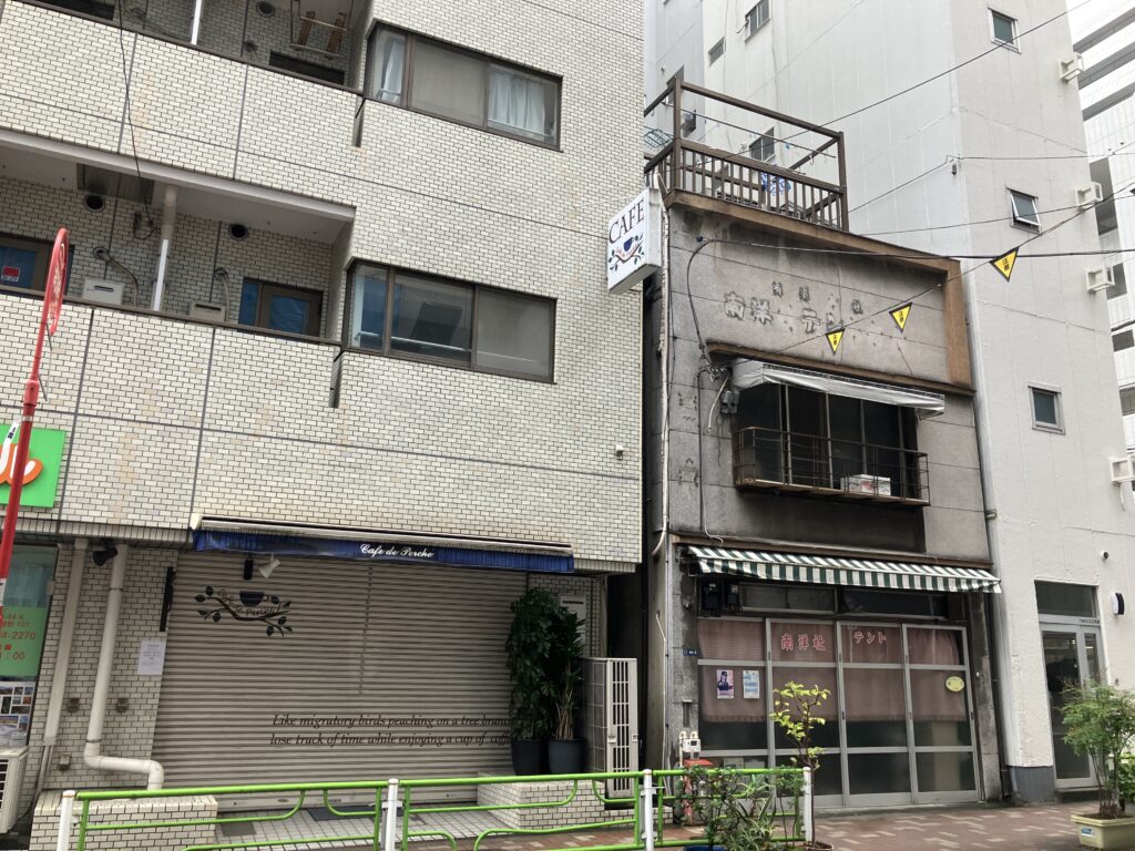 レトロな建物