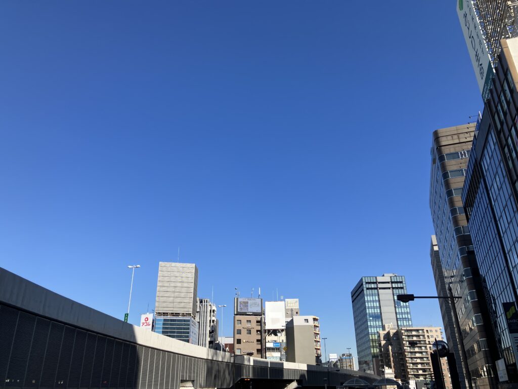 上野駅近くに来ています。