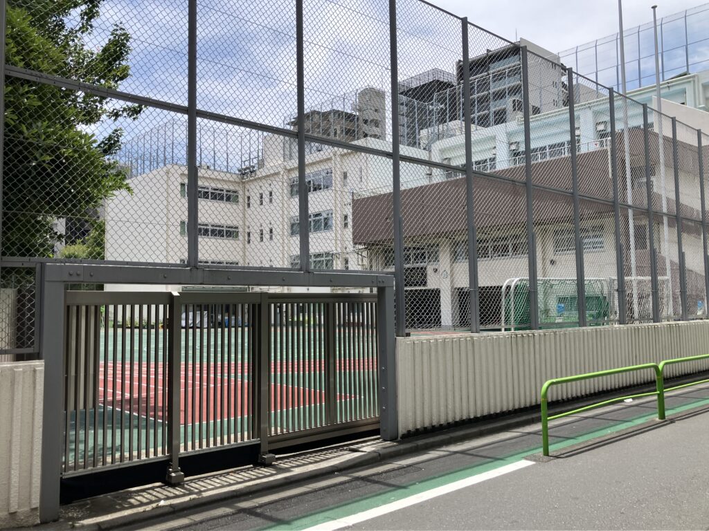 平成小学校