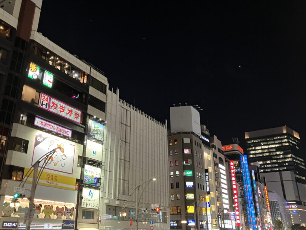 上野駅方面に向かいます