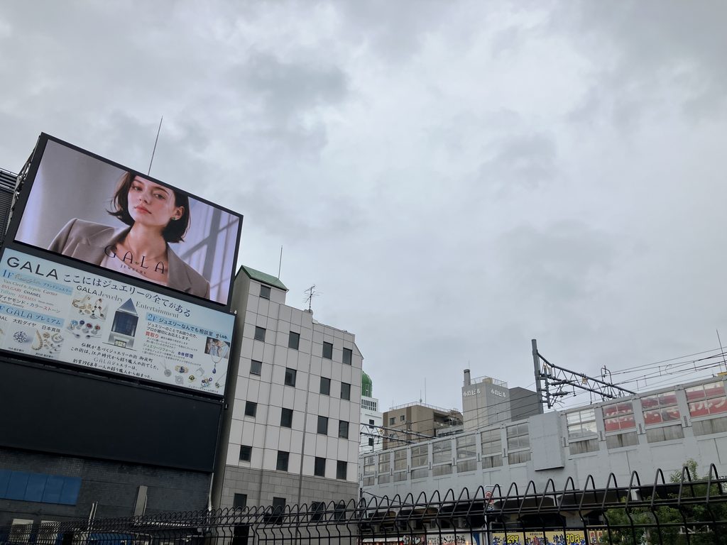 駅前駐輪場